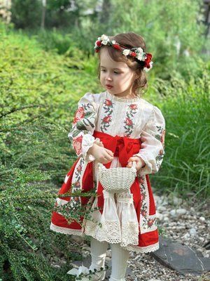 Комплект "Розалія" - Вишита сукня та плахта з трояндами фото
