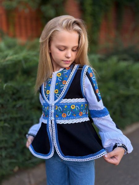 Комплект "Жаклін" - Вишита сорочка та жилетка в синьому кольорі фото