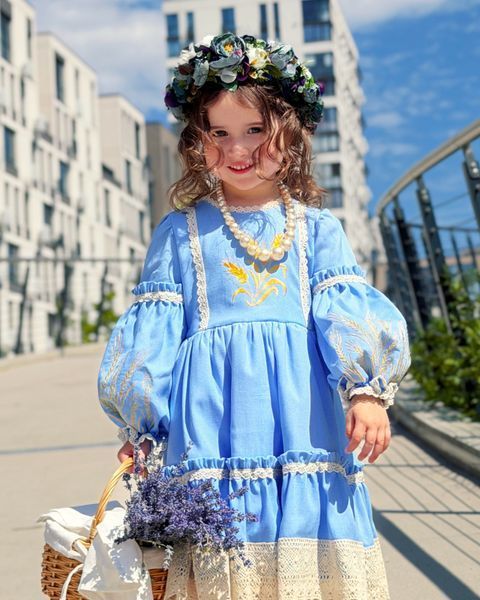 Мирослава - Дитяча блакитна сукня з вишитими колосками фото