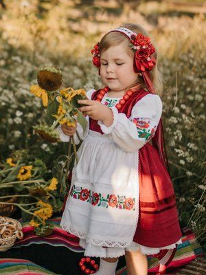Комплект "Жасмін" - Вишита сукня, жупан та фартух в етностилі фото